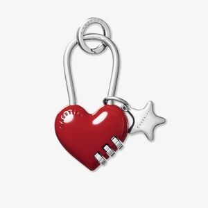 casetify - Charm Keychain - Heart Lock